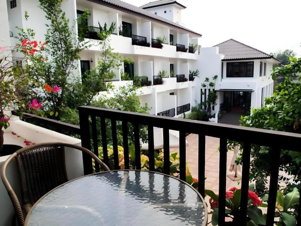 Baan Nan Hotel Exterior foto